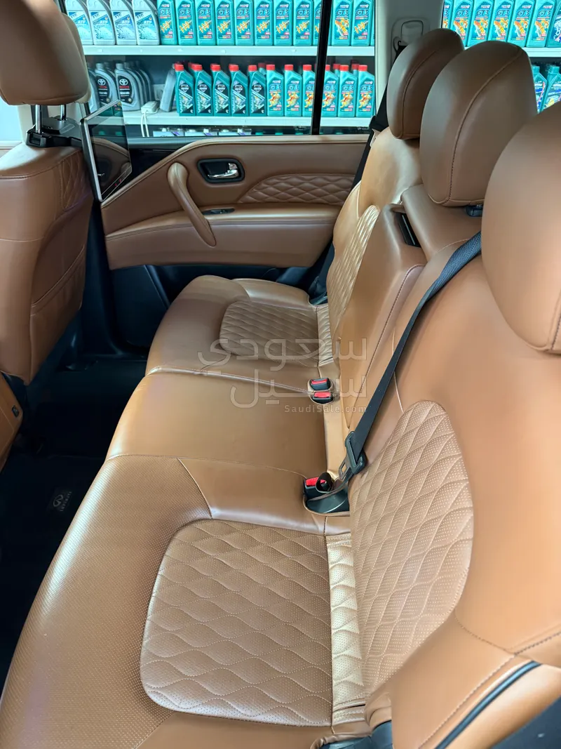 2022 انفينيتي كيو اكس 80