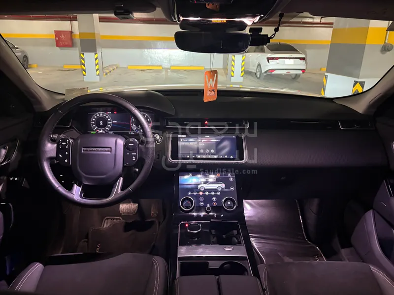 2020 لاند روفر رينج روفر فيلار فيلار