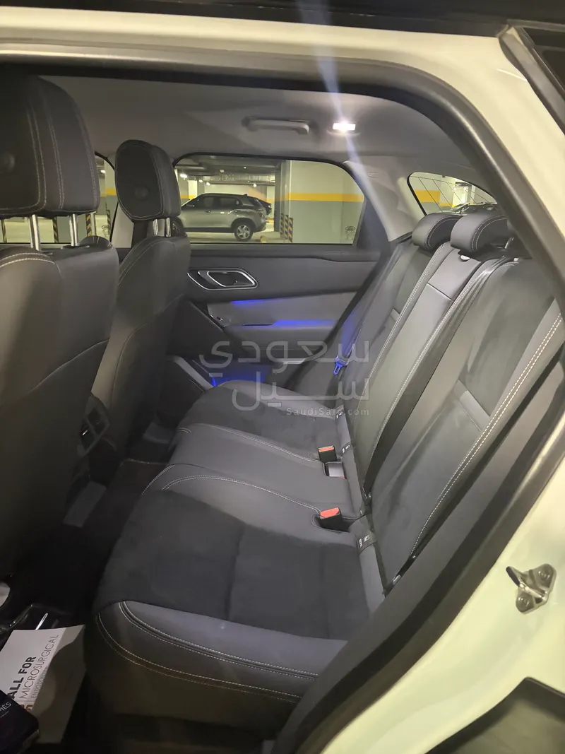 2020 لاند روفر رينج روفر فيلار فيلار