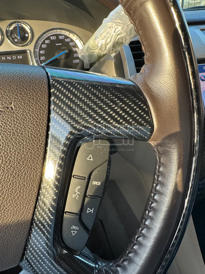 2014 كاديلاك اسكاليد سبورت