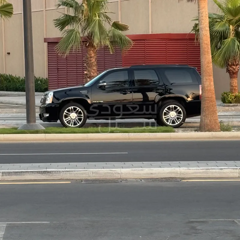 2014 كاديلاك اسكاليد سبورت