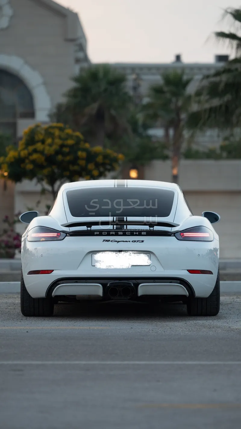 2018 بورش كايمان جي تي اس