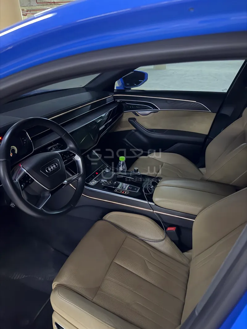 2019 اودي اي 8 ال 55تي اف اس أي