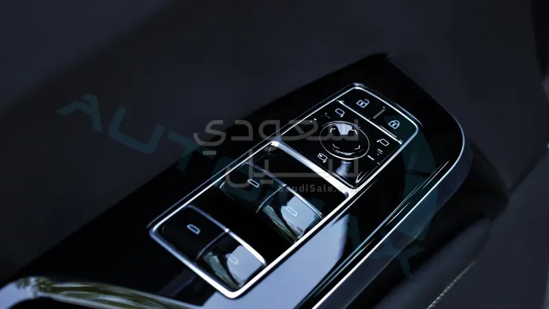 2025 كاديلاك اسكاليد بلاتينيوم