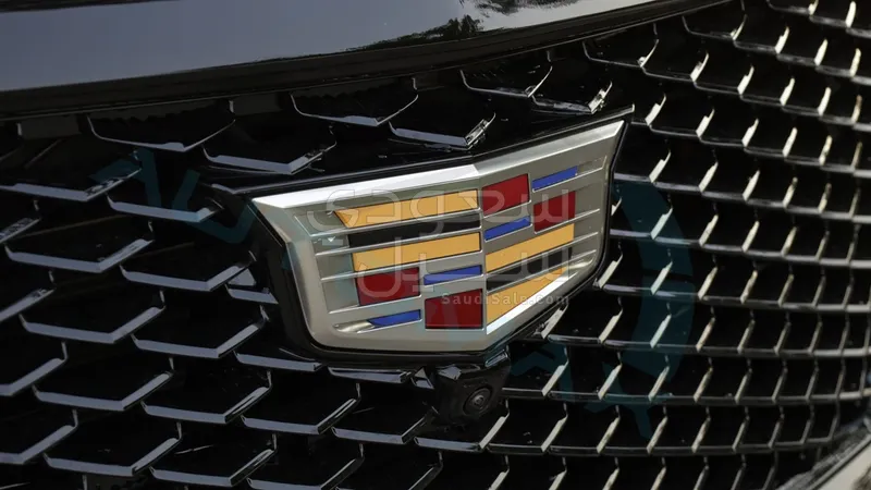 2025 كاديلاك اسكاليد بلاتينيوم