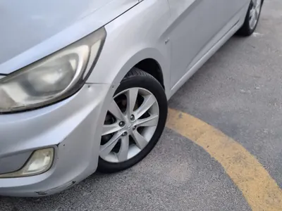 2013 هيونداي اكسنت