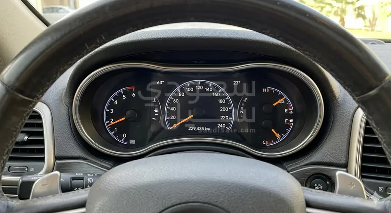 2014 جييب جراند شيروكي ليميتد