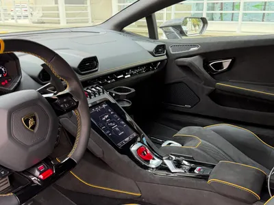 2024 لمبرجيني هوراكان استيراتو