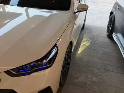 2024 بي ام دبليو الفئة الخامسة 520 أي إم كت