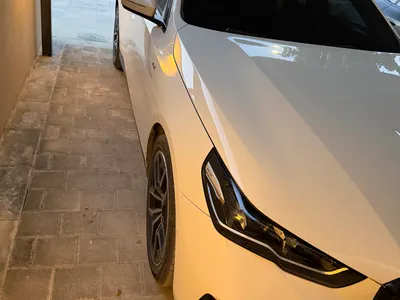 2024 بي ام دبليو الفئة الخامسة 520 أي إم كت