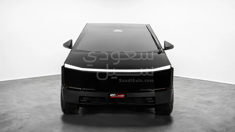 2024 تيسلا سايبر تراك