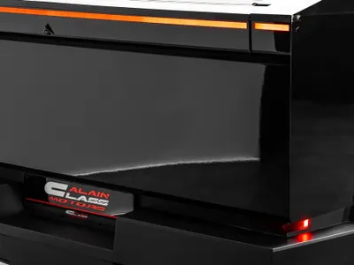 2024 تيسلا سايبر تراك