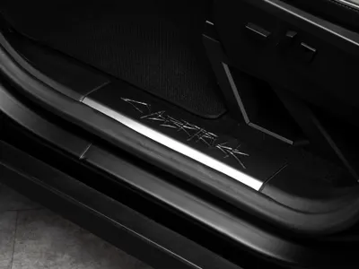 2024 تيسلا سايبر تراك