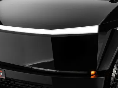 2024 تيسلا سايبر تراك