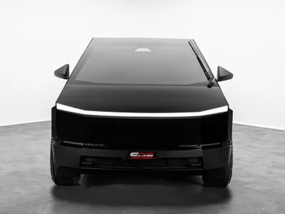 2024 تيسلا سايبر تراك