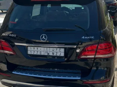 2016 مرسيدس - بنز جي إل إي 400