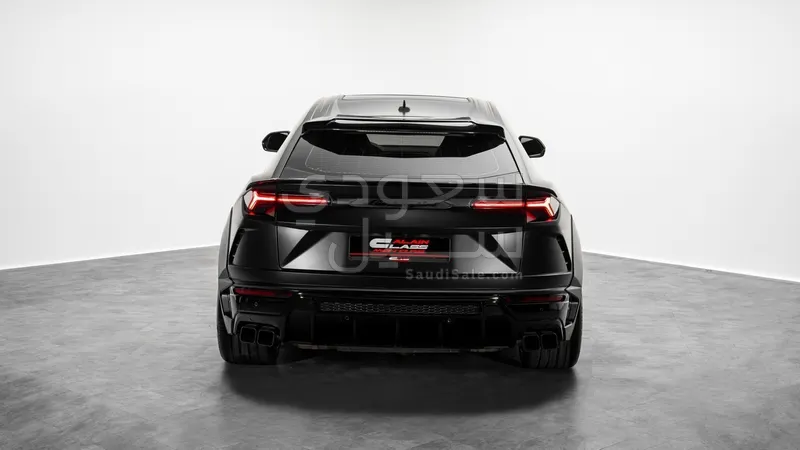 2022 لمبرجيني اوروس