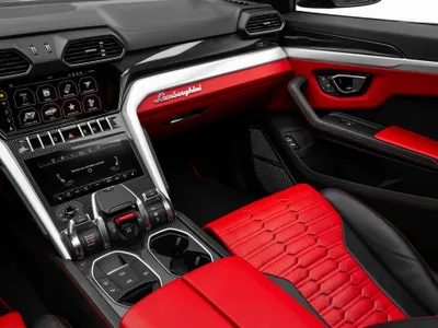 2022 لمبرجيني اوروس