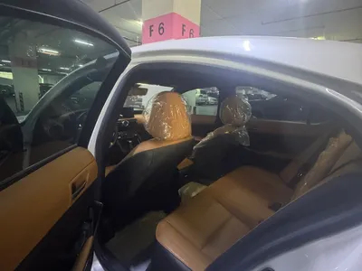 2021 لكزس آي إس 300