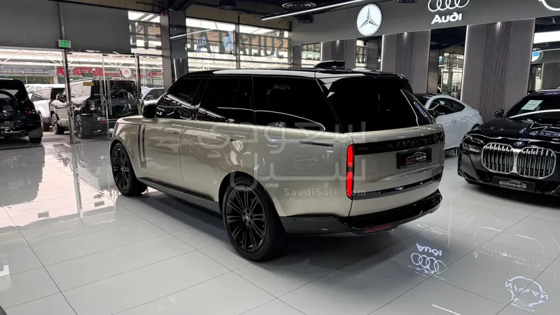 2024 لاند روفر رينج روفر اتش اس اي