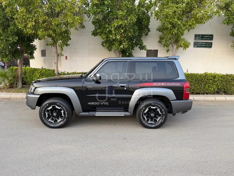 2021 نيسان باترول سوبر سفاري