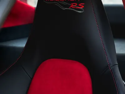 2018 بورش 911 جي تي 2 ار اس