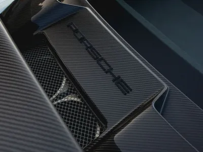 2018 بورش 911 جي تي 2 ار اس