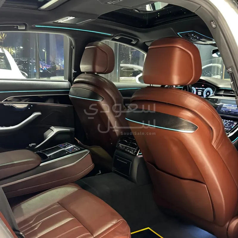 2019 اودي اي 8 ال