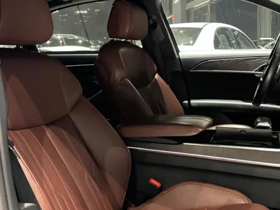 2019 اودي اي 8 ال