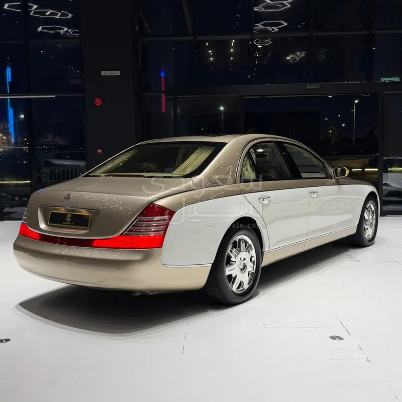 2005 مايباخ تايب 57