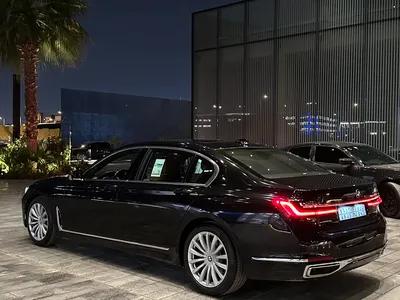 2020 بي ام دبليو الفئة السابعة 730 إل أي