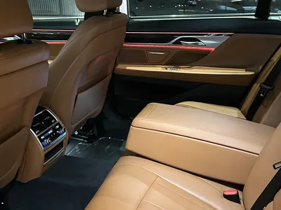 2020 بي ام دبليو الفئة السابعة 730 إل أي