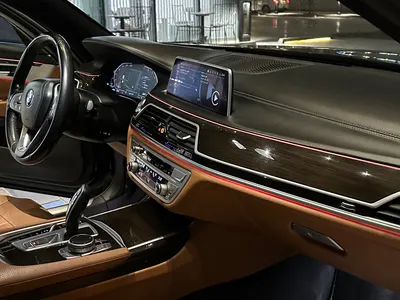 2020 بي ام دبليو الفئة السابعة 730 إل أي