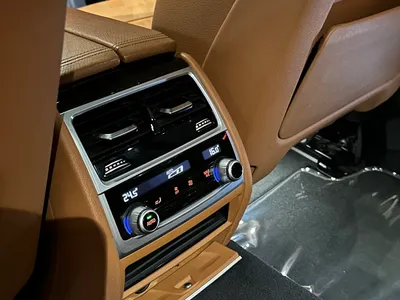 2020 بي ام دبليو الفئة السابعة 730 إل أي