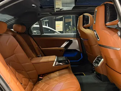 2026 بي ام دبليو الفئة السابعة 735أي