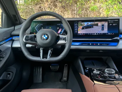 2025 بي ام دبليو الفئة الخامسة 530 إم كت