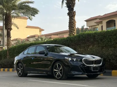 2025 بي ام دبليو الفئة الخامسة 530 إم كت