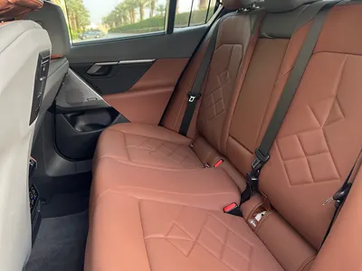 2025 بي ام دبليو الفئة الخامسة 530 إم كت