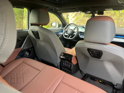 2025 بي ام دبليو الفئة الخامسة 530 إم كت