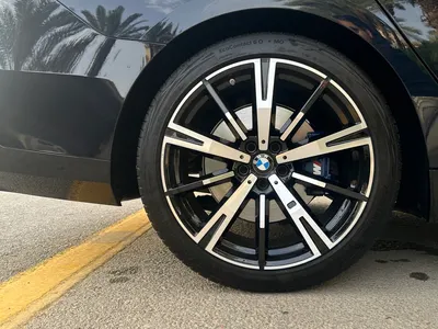 2025 بي ام دبليو الفئة الخامسة 530 إم كت