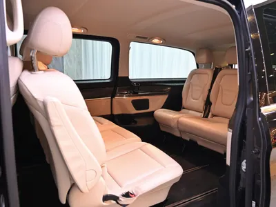 2023 مرسيدس - بنز في 250