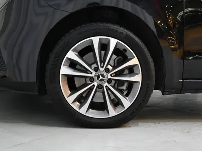 2023 مرسيدس - بنز في 250