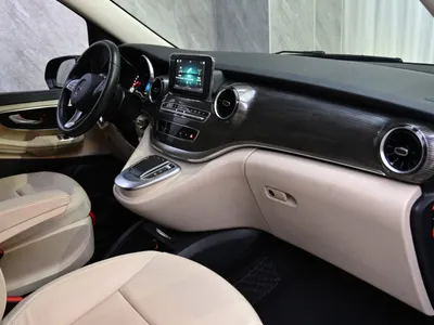 2023 مرسيدس - بنز في 250