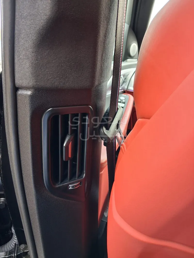 2024 بي ام دبليو اكس ام