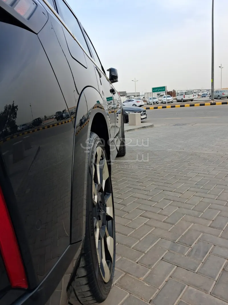 2024 بي ام دبليو اكس ام