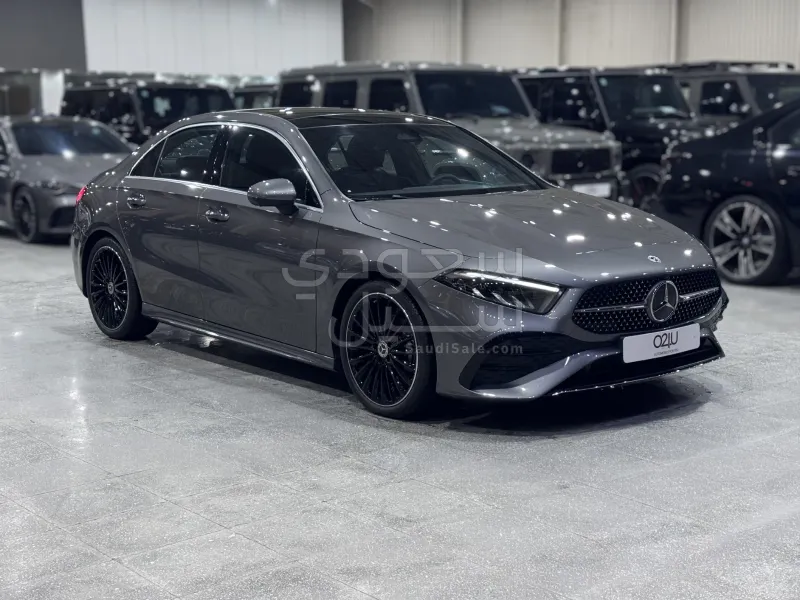 2025 مرسيدس - بنز أي 200