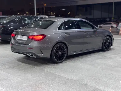 2025 مرسيدس - بنز أي 200