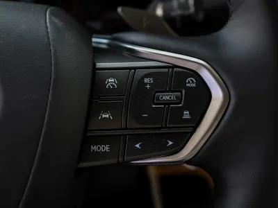 2026 لكزس آي إس 350