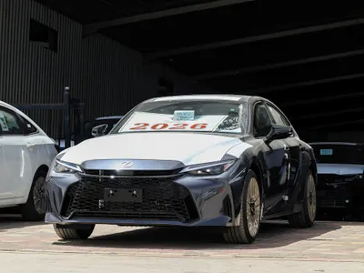 2026 لكزس آي إس 350