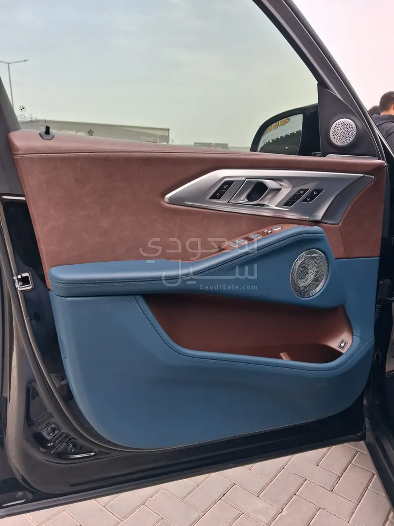 2023 بي ام دبليو اكس ام